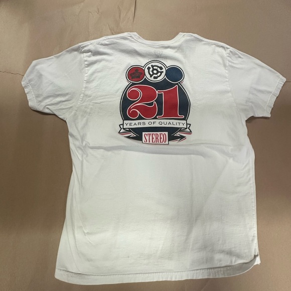 Stereo skateboards T-shirt - Picture 4 of 6